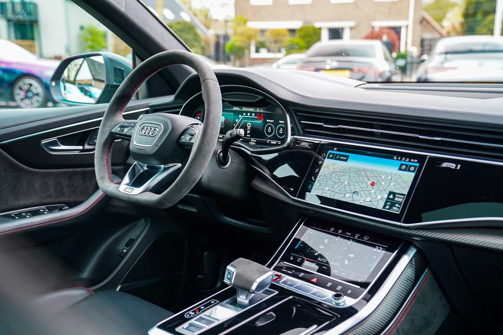 Audi RSQ8 – foto 28