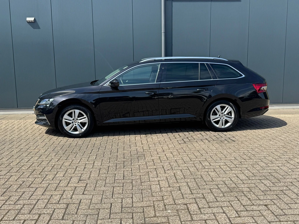 Škoda Superb – foto 2