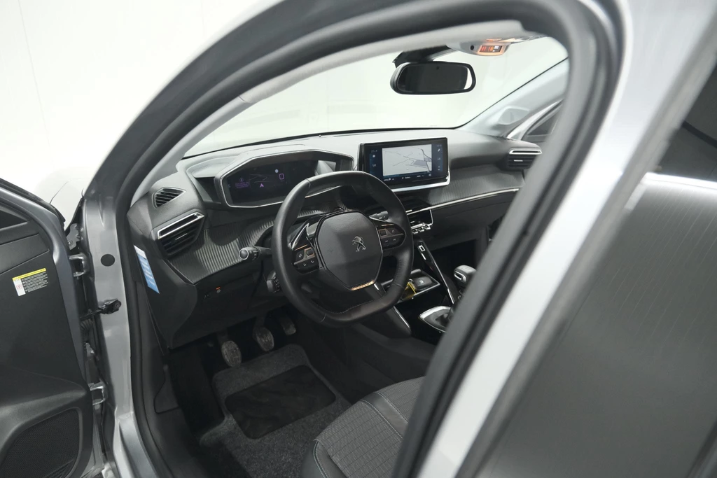 Peugeot 208 – foto 24
