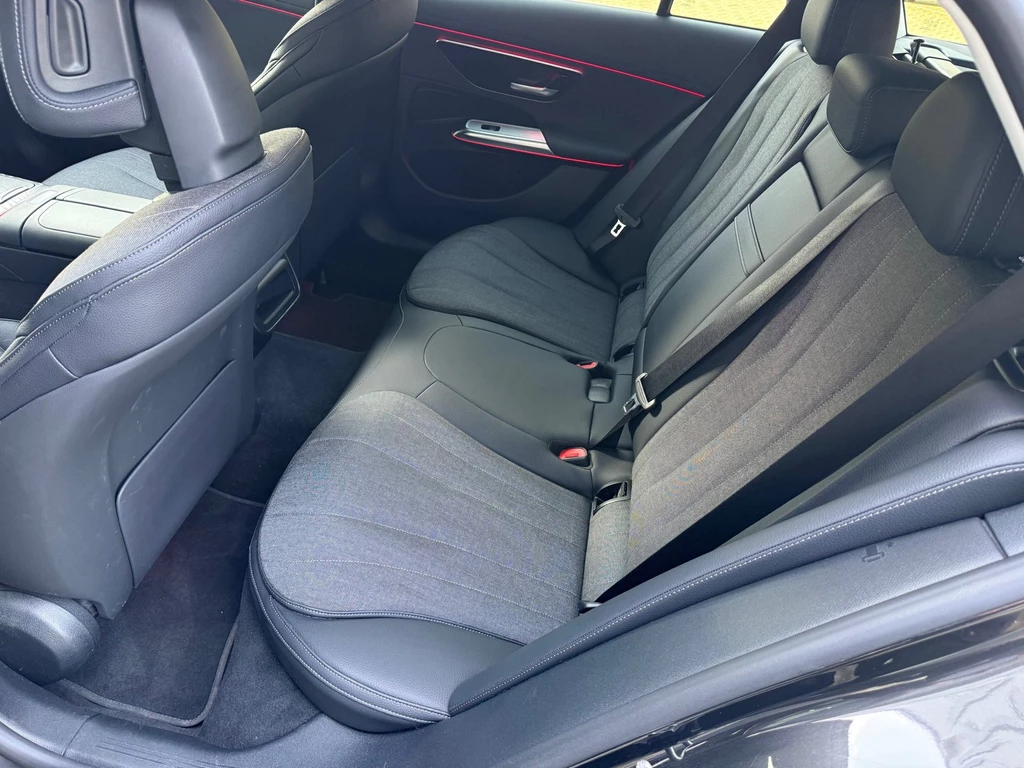 Mercedes-Benz E-Klasse – foto 12