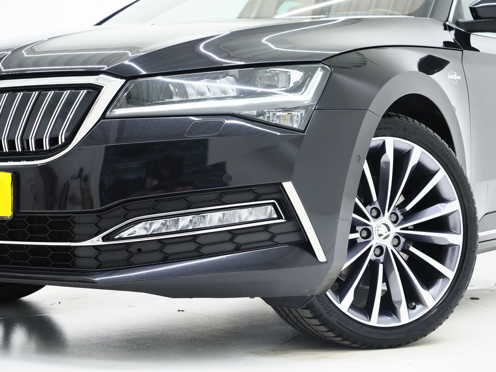 Škoda Superb – foto 11