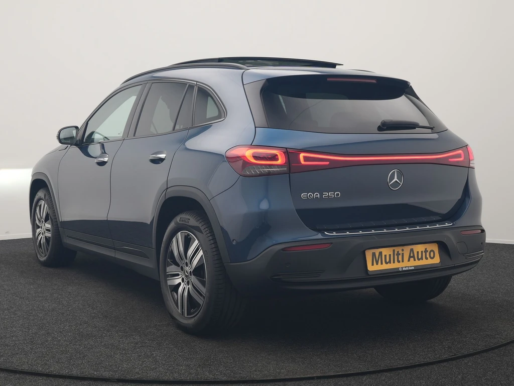 Mercedes-Benz EQA – foto 4