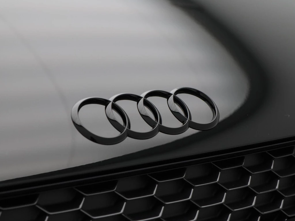 Audi R8 – foto 17