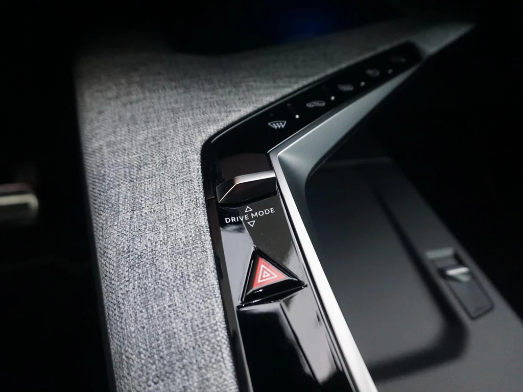 Peugeot e-3008 – foto 33