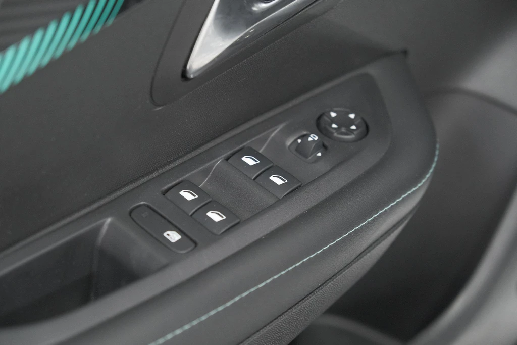 Peugeot 208 – foto 22