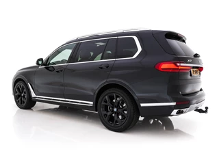 BMW X7 – thumbnail 2