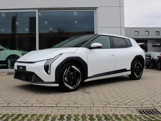 Kia EV4 – thumbnail 2