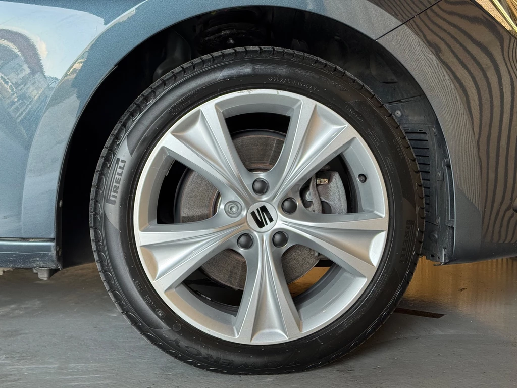 SEAT Leon – foto 16
