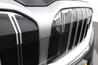 BMW i5 – thumbnail 40