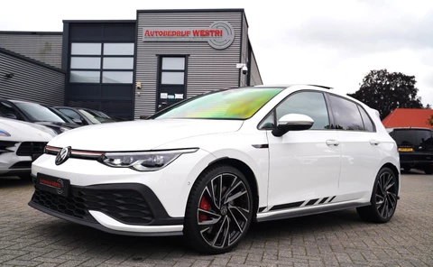 Volkswagen GOLF 2.0 TSI GTI | Stuurwiel verwarming | Lane Assist | Clubsport | Camera