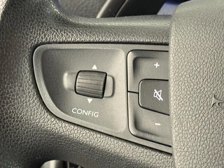 Opel Vivaro – thumbnail 23