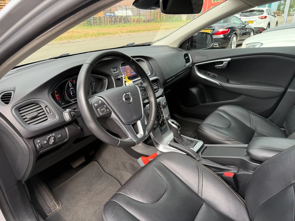 Volvo V40 – foto 23