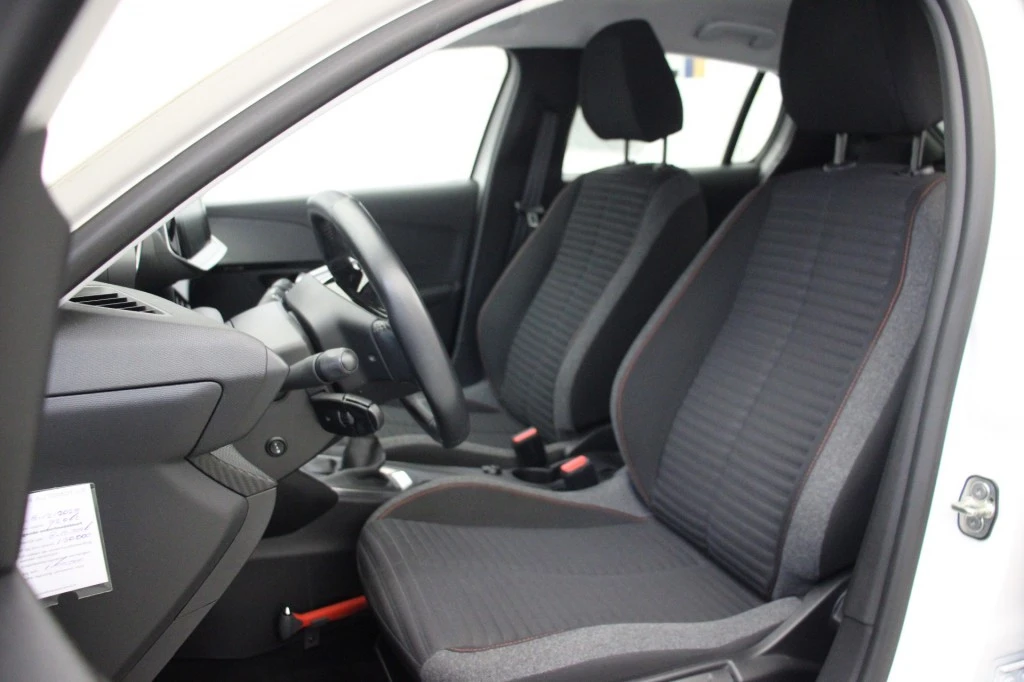 Peugeot 208 – foto 16
