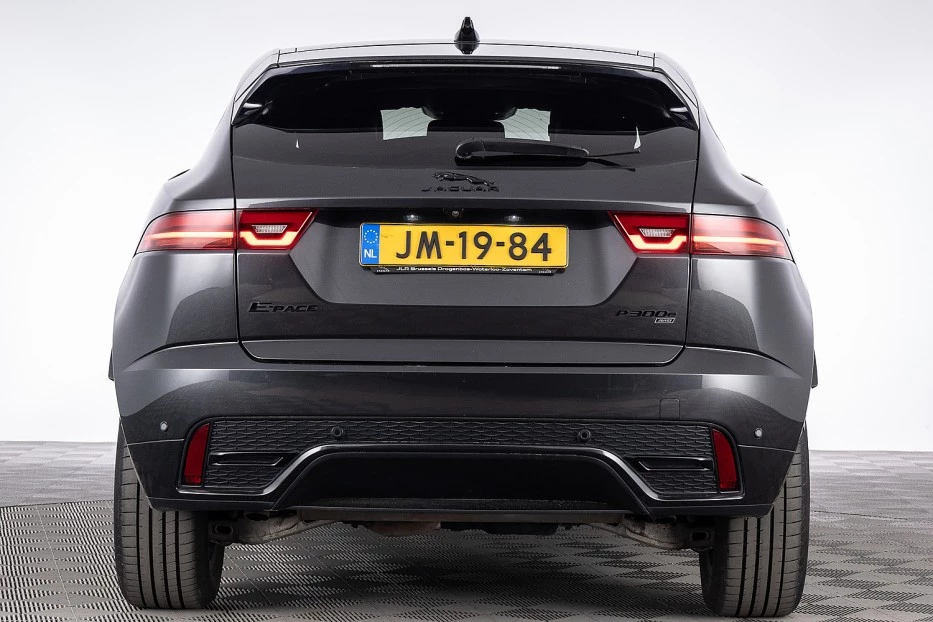 Jaguar E-PACE – foto 4