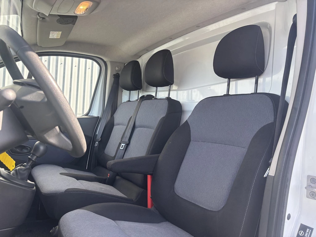 Opel Vivaro – foto 15