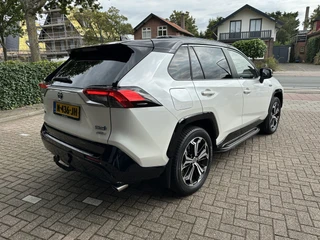 Toyota RAV4 – thumbnail 8