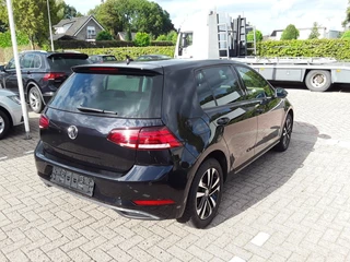 Volkswagen Golf – thumbnail 4
