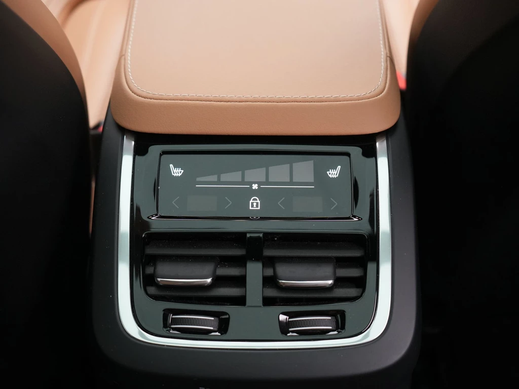 Volvo XC90 – foto 37