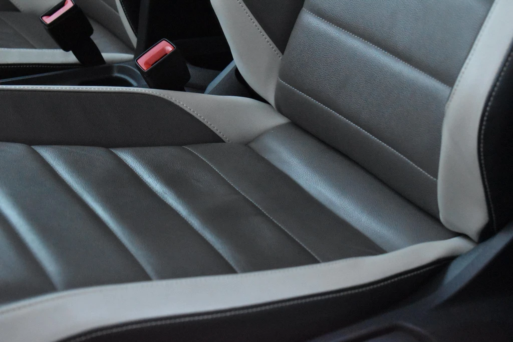 Volkswagen T-Roc – foto 18