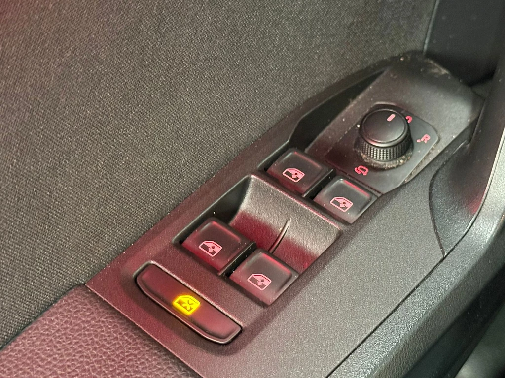 SEAT Ibiza – foto 28