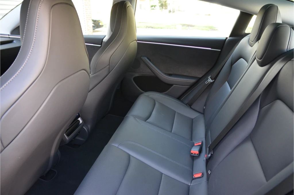 Tesla Model 3 – foto 13