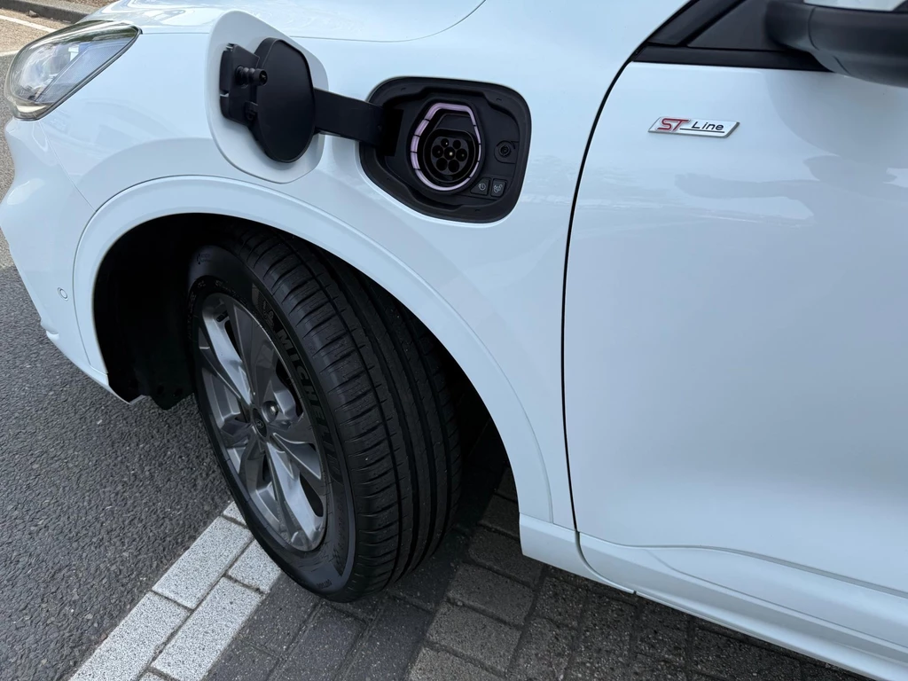 Ford Kuga – foto 24