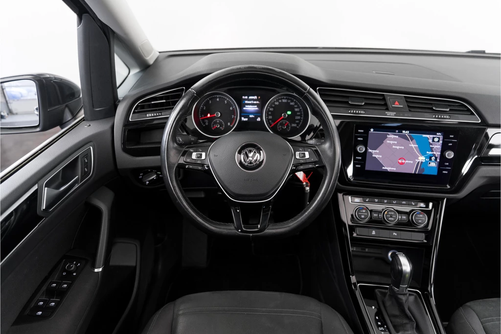 Volkswagen Touran – foto 10