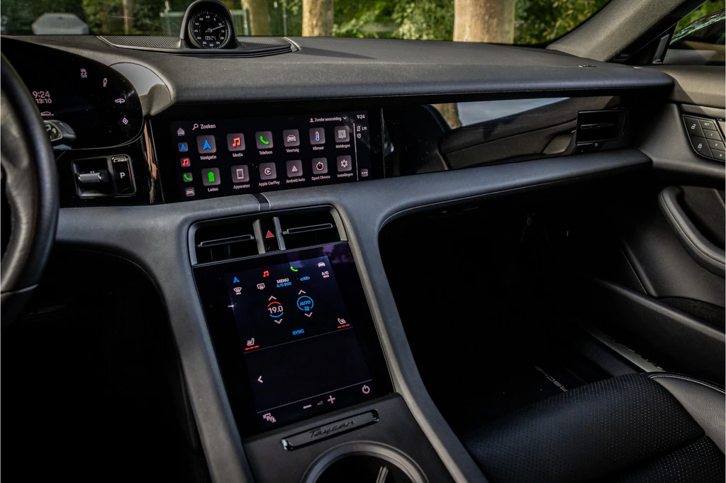 Porsche Taycan – foto 15