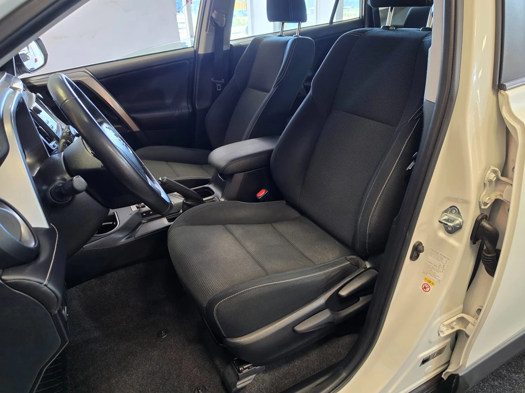 Toyota RAV4 – foto 11