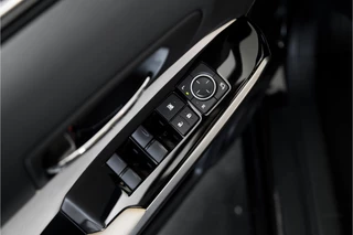 Lexus IS – thumbnail 34