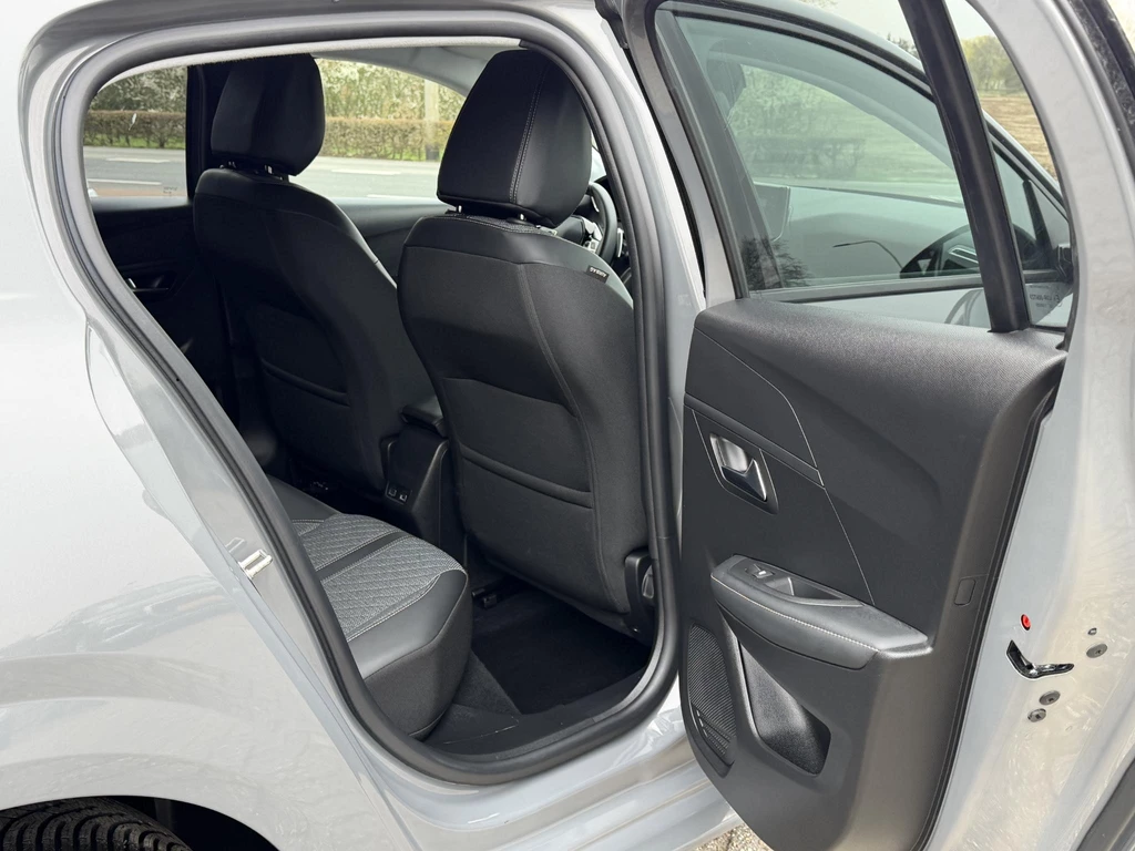 Peugeot 208 – foto 22