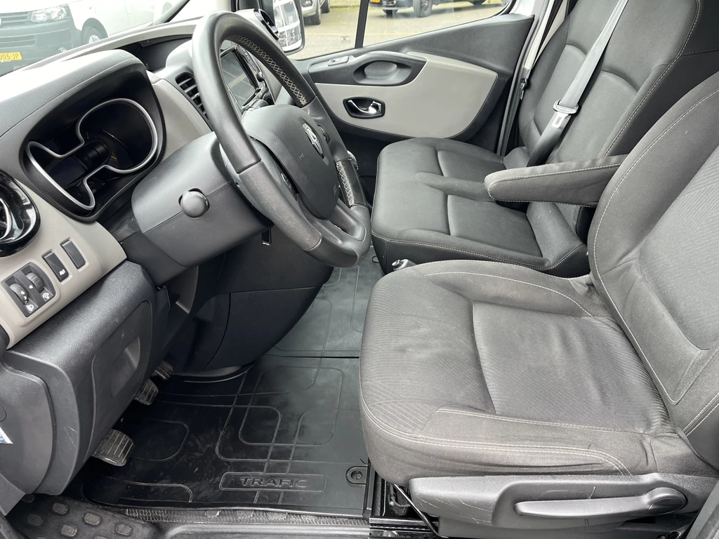 Renault Trafic – foto 9