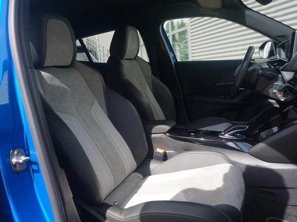 Peugeot e-2008 – foto 13