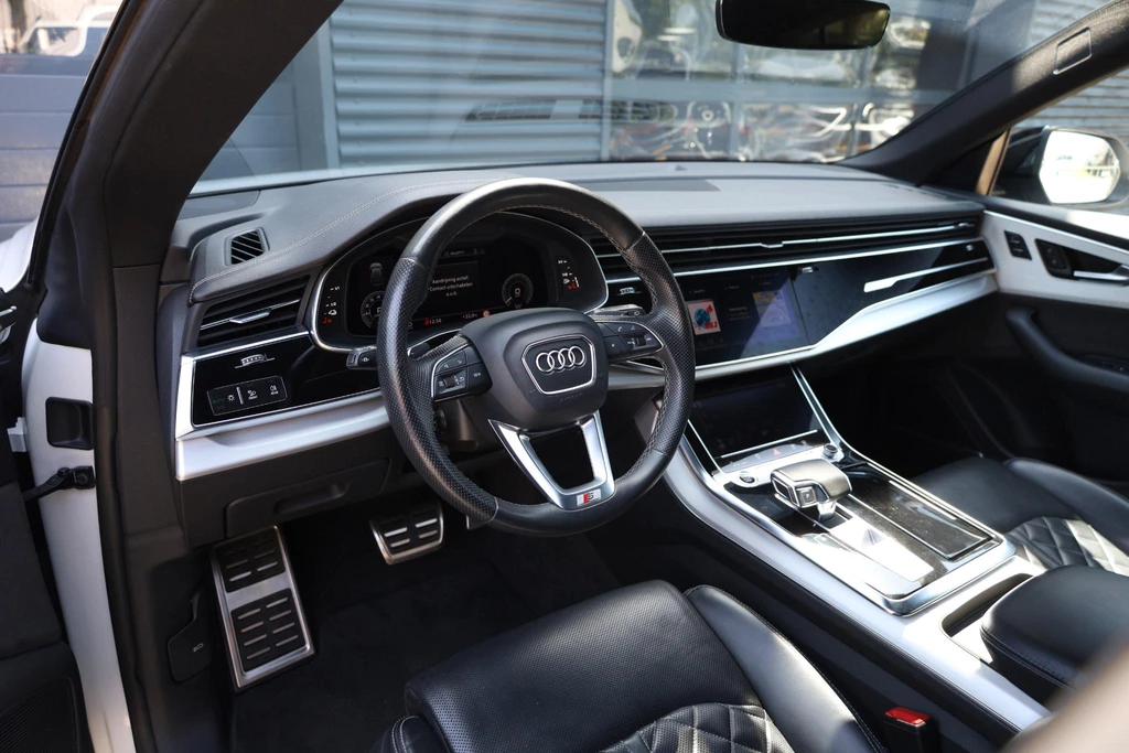 Audi Q8 – foto 30
