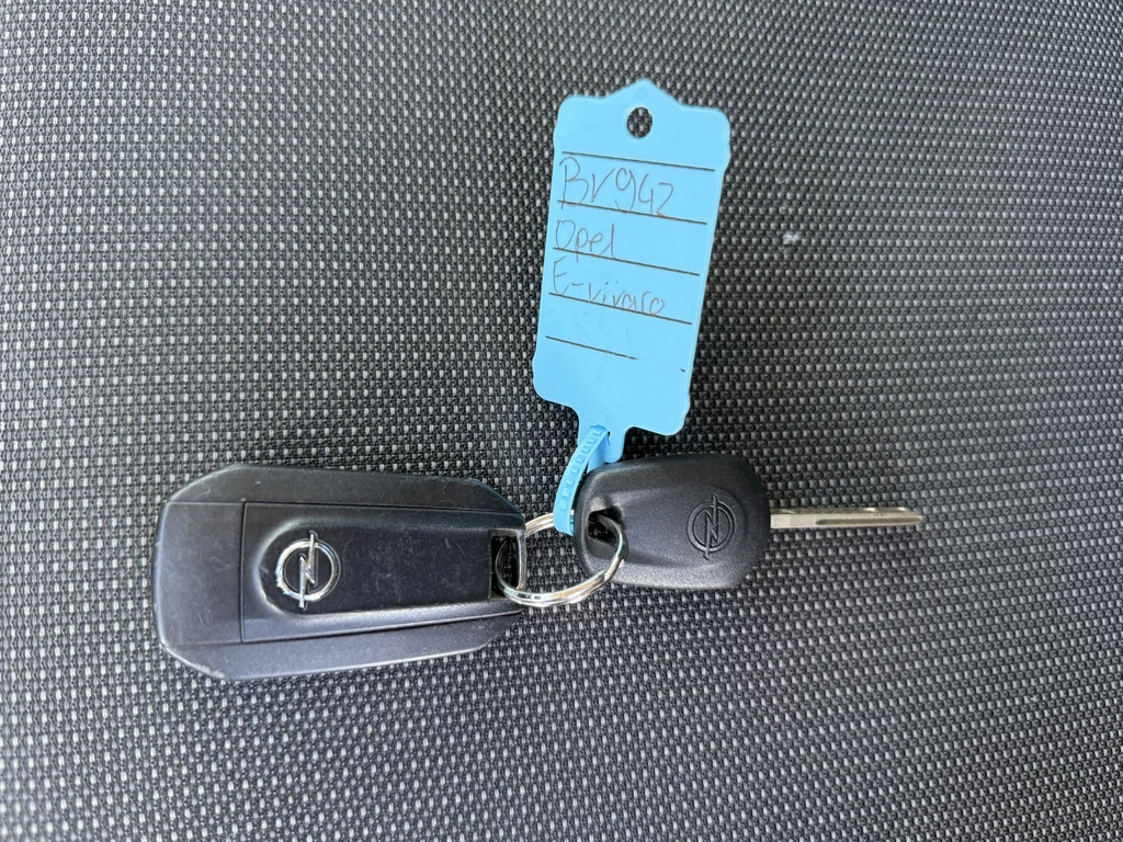Opel Vivaro-e – foto 32