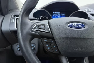 Ford Kuga – thumbnail 18