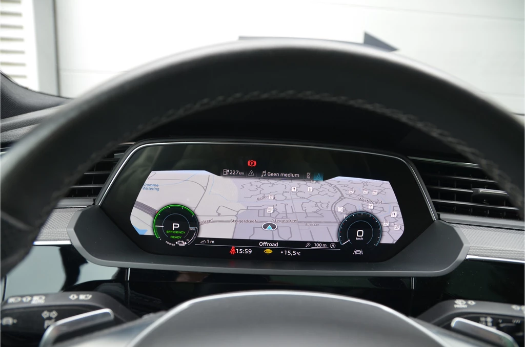 Audi e-tron – foto 18
