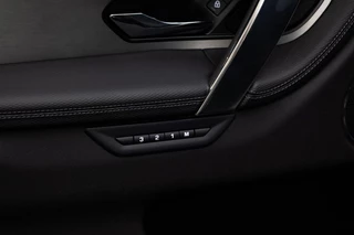 Land Rover Discovery Sport – thumbnail 13