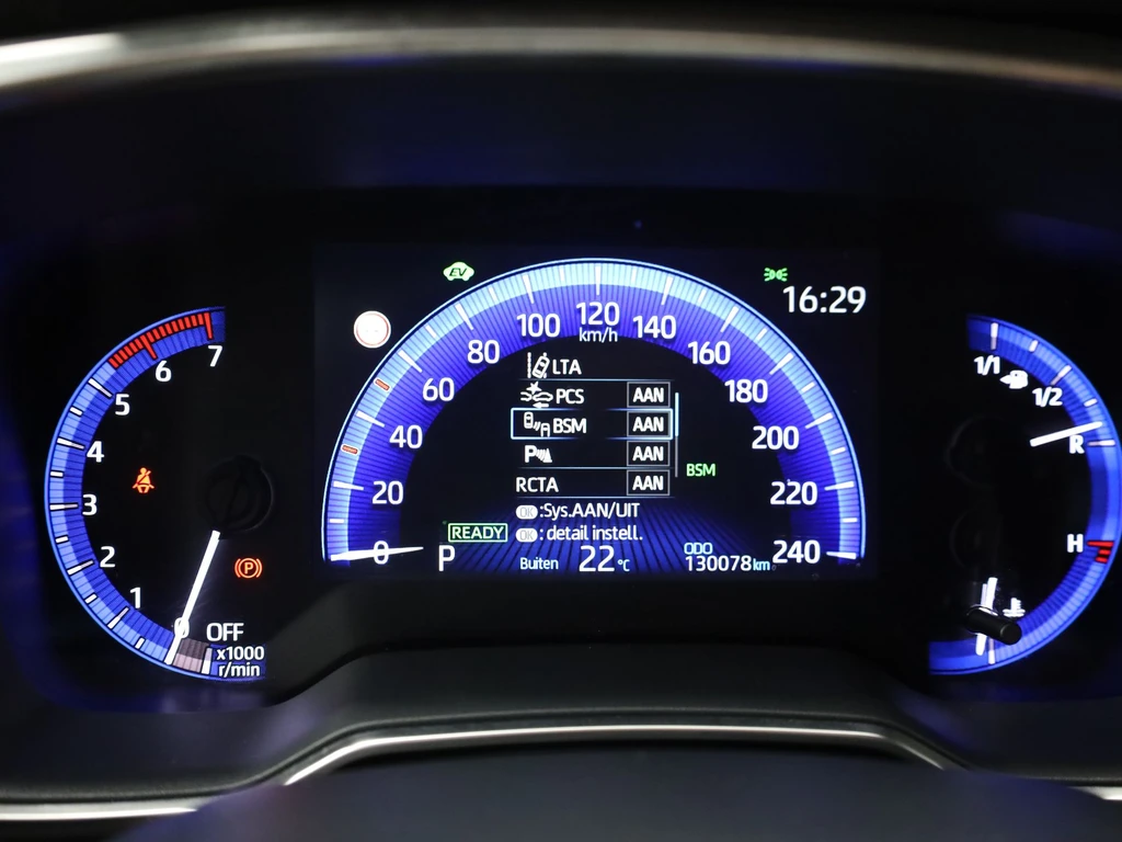 Toyota Corolla Touring Sports – foto 23