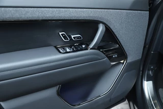Land Rover Range Rover Sport – thumbnail 12