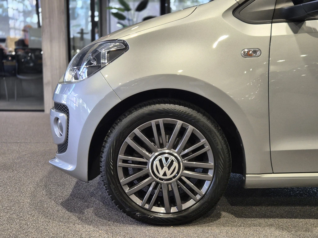 Volkswagen up! – foto 14