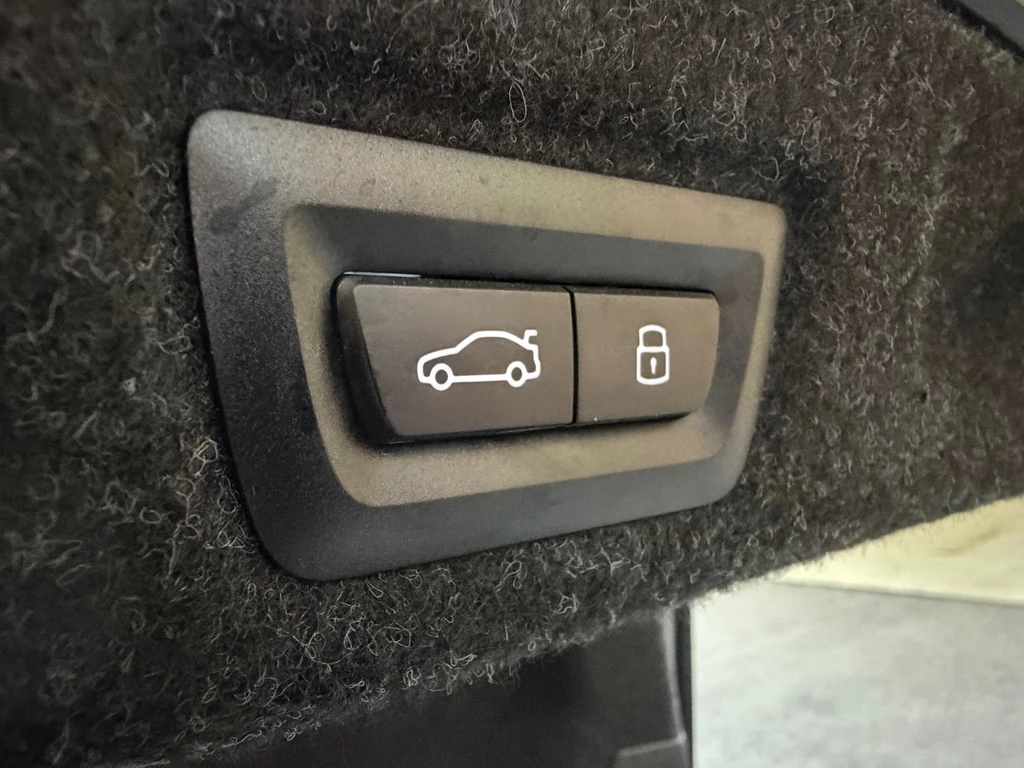 BMW i5 – foto 26