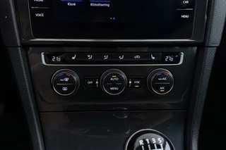 Volkswagen Golf – thumbnail 32