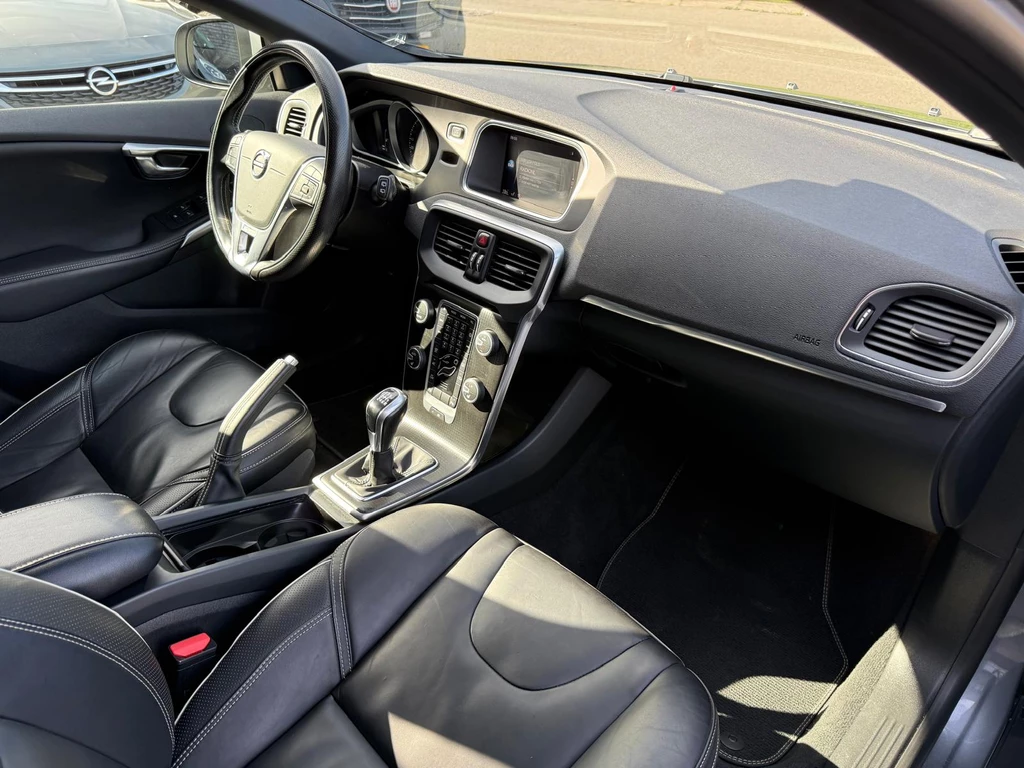Volvo V40 – foto 38
