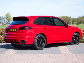 Porsche Cayenne – thumbnail 12