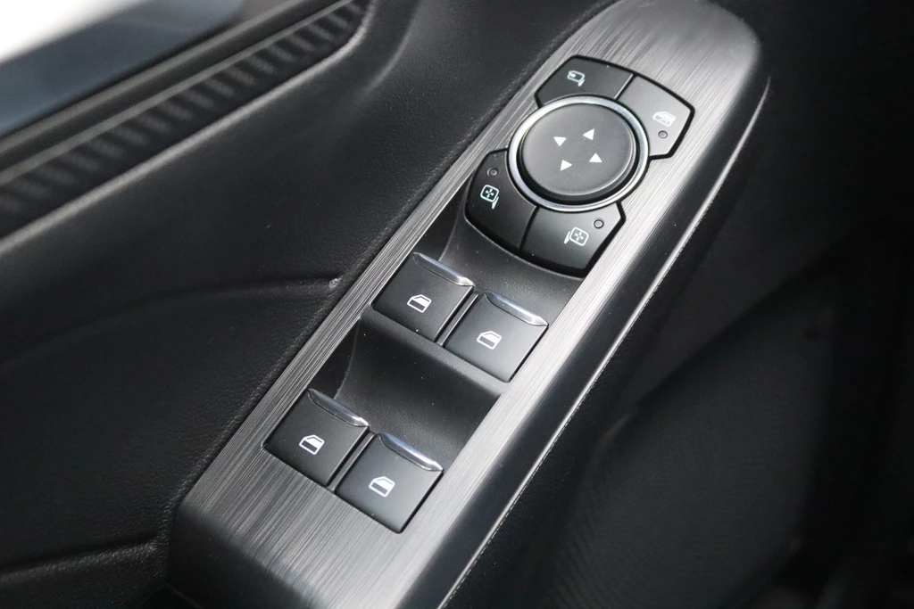Ford Kuga – foto 40