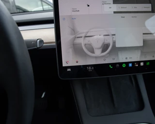 Tesla Model Y – thumbnail 39