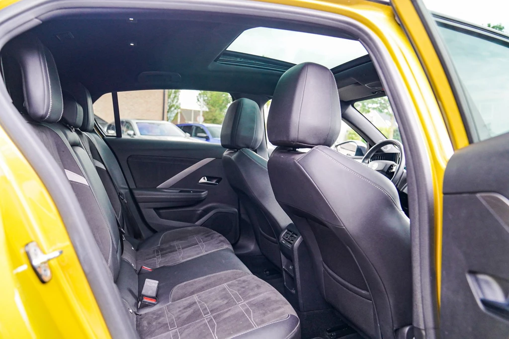 Opel Astra – foto 18