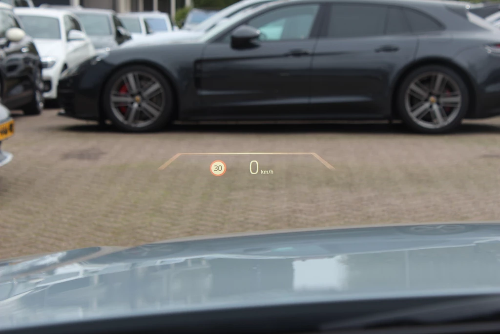 BMW i4 – foto 3