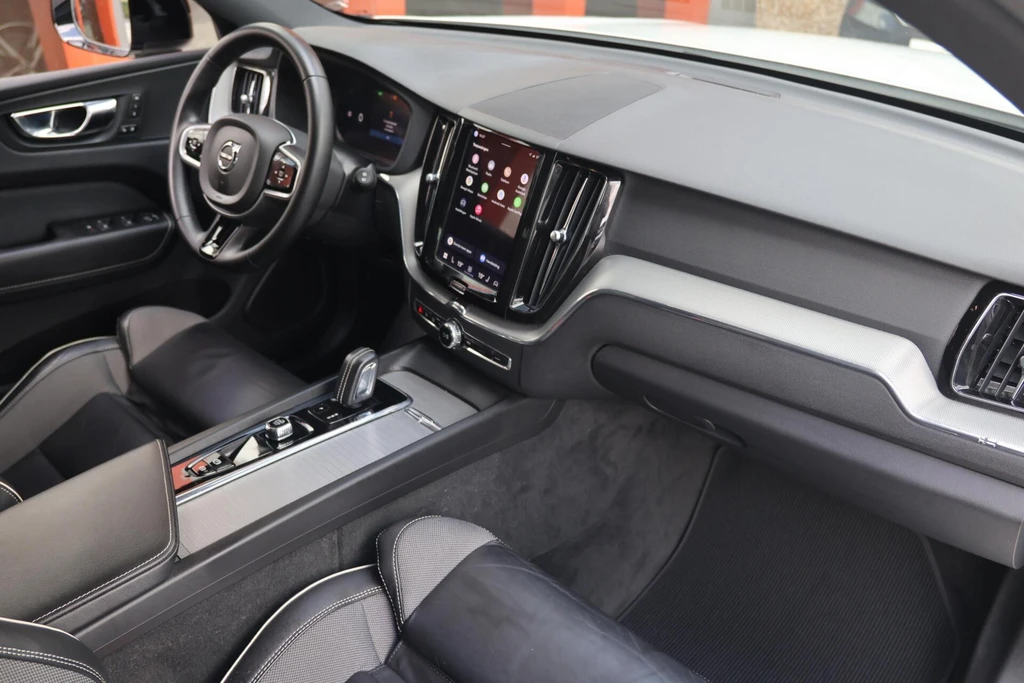 Volvo XC60 – foto 27